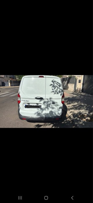 Ford Transit Courier 2016