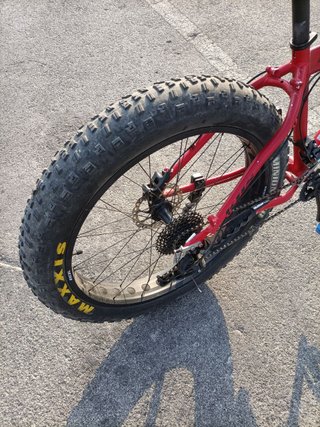 Fat bike KHS rossa + casco MPH