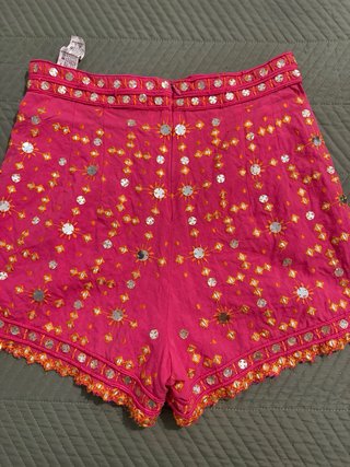 Shorts Zara con cristales
