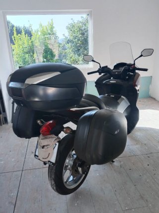 Honda NC700D Maxi Scooter