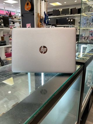 HP Elitebook 840 G3.  8Gb de Ram  512Gb ssd