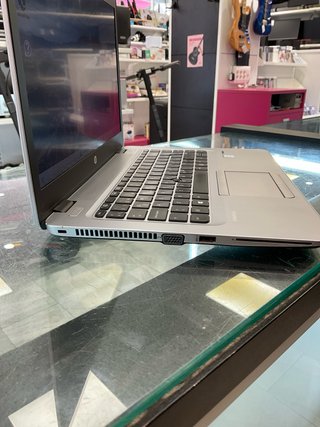HP Elitebook 840 G3.  8Gb de Ram  512Gb ssd