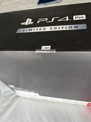 PS4 Pro Edición Limitada Kingdom Hearts III