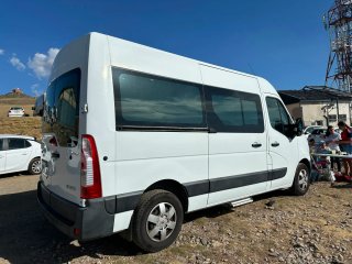 Nissan NV400 2017