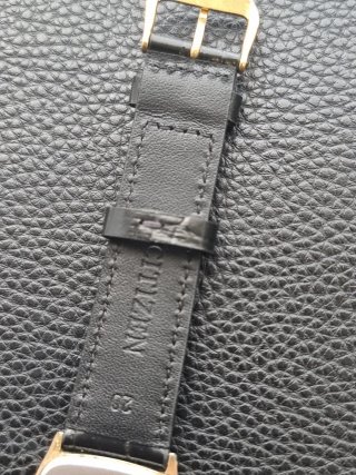 Orologio Vintage Citizen Quartz Tank Oro Nero