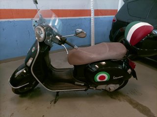 Vespa GT250 ie Negra