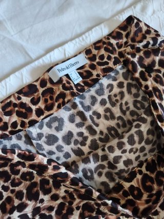 Falda satén animal print