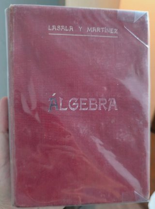 Libro antiguo matemáticas