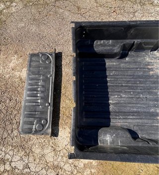 Protector de caja bedliner. Toyota Hilux Vigo 2011