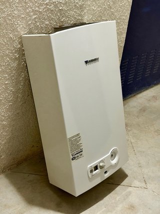 Calentador Junkers Gas Natural COMO NUEVO