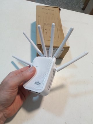 Ripetitore Wi-Fi Amplificatore Segnale