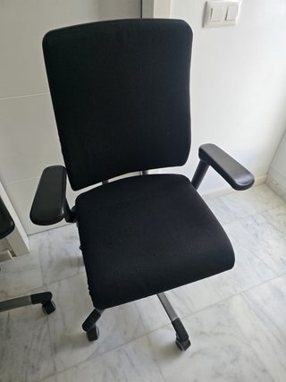 2 Sillas de Oficina Negras