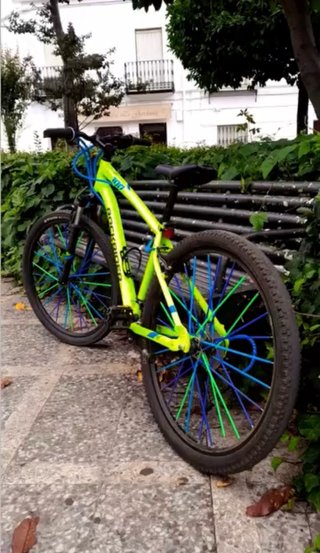 Bicicleta Rockrider 100 verde lima
