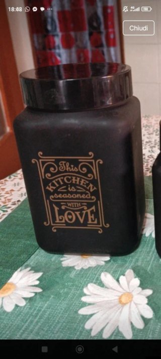 Barattolo nero in vetro temperato