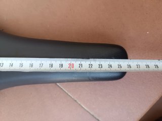 Sillín Fi'zi:k Taiga Negro