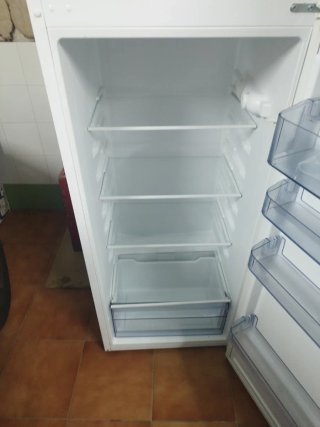 Frigorífico Benavent Blanco.  Salamanca
