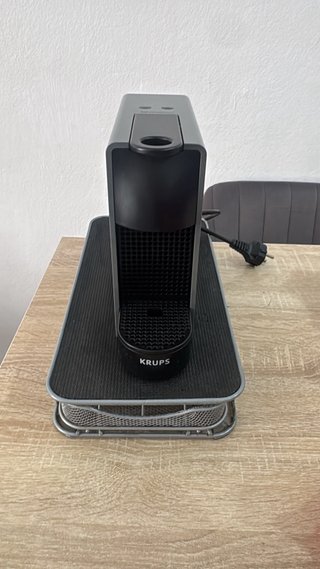 Cafetera Krups Nespresso Essenza Mini