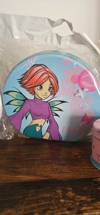 Lote Merchandising Brujas W.I.T.C.H.