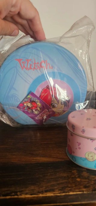 Lote Merchandising Brujas W.I.T.C.H.