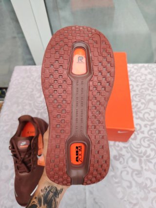 Nike Vomero Premium X Renegade Marroni Taglia 42