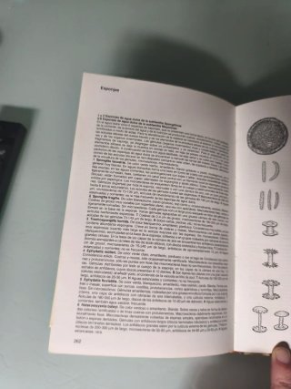 Libro "Atlas de los microorganismos de Agua Dulce