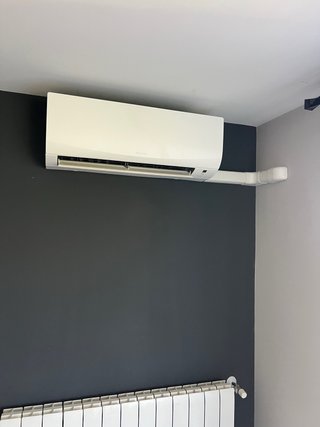 Se cambia aire a estrenar instalado por moto