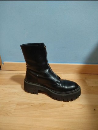 Botas Ulanka negras con cremallera