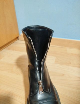 Botas Ulanka negras con cremallera