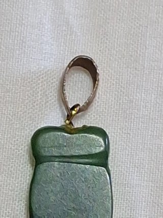 Colgante de Jade Figura Humana