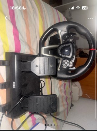Volante Hori Racing Wheel Apex PS5/PS4
