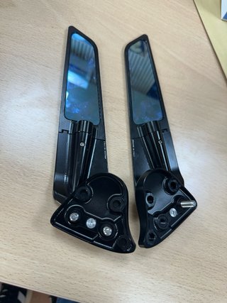 Espejo retrovisor Rizoma Stealth Yamaha R1