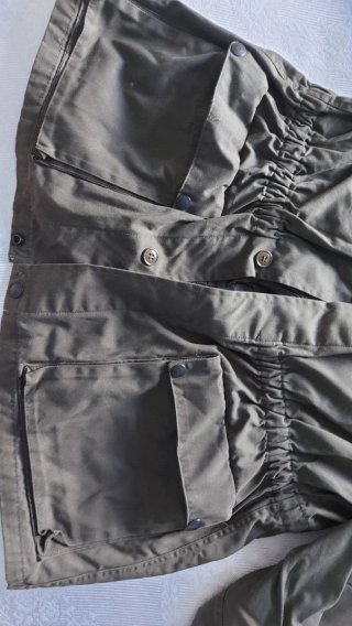 Giacca e pantaloni militari originali