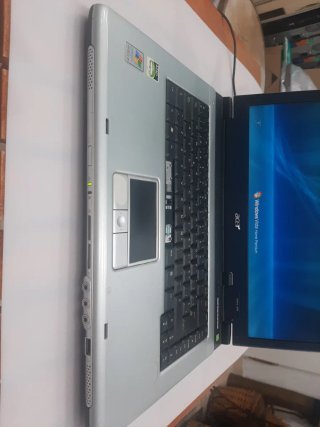 Portátil Acer Aspire 3000