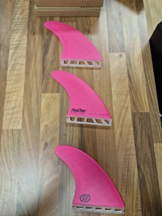 Quilla Feather Fins Rosa Talla L