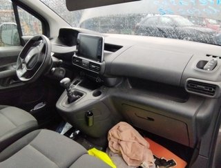 1873995 5056392401 válvula peugeot partner asphalt