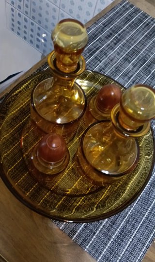 Set 4 pezzi ambra vetro e legno