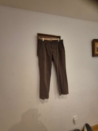 Pantalon Massimo Dutti 42 por 6 euros