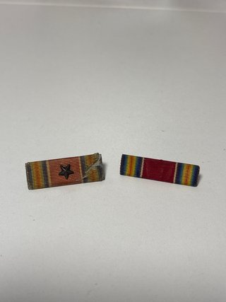 2 Pasadores de Medalla Militares