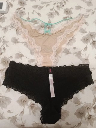 Victoria's Secret slip donna pizzo beige e nero