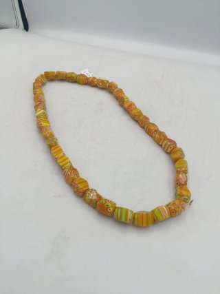 COLLAR ARTESANAL DE ARTE ÉTNICO