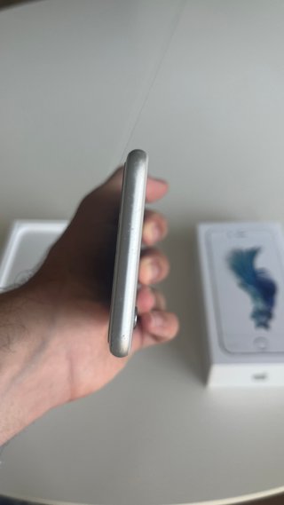 iPhone 6s Gris + FUNDA REGALO
