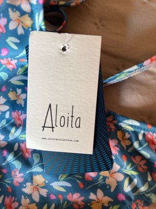 Traje de baño floral sin estrenar