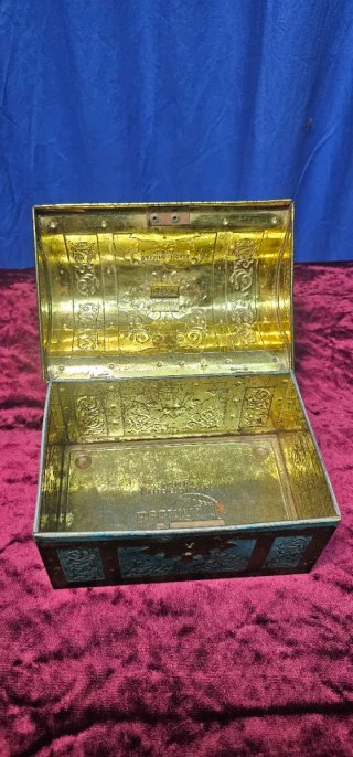 Caja de hojalata litografiada