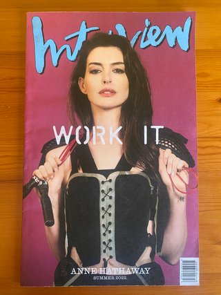 Revista Interview #543, Summer 2022, Anne Hathaway