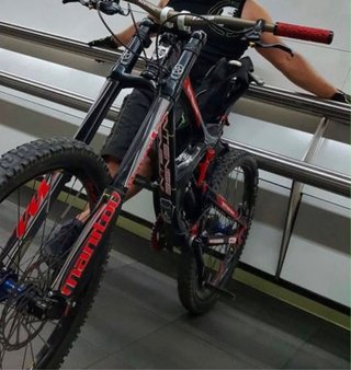 Bicicleta de Descenso Intense M9 Fro