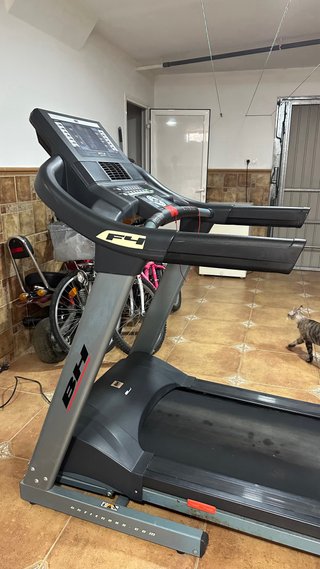 Cinta de correr BH Fitness F4