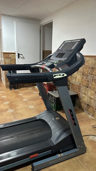 Cinta de correr BH Fitness F4