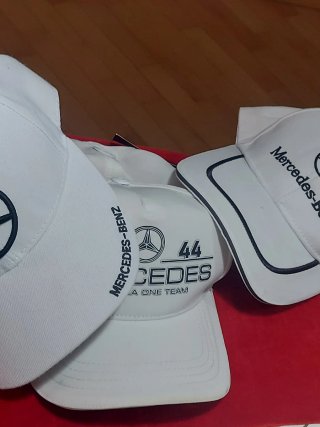 Set 3 Cappellini Mercedes-Benz Nuovi Originali