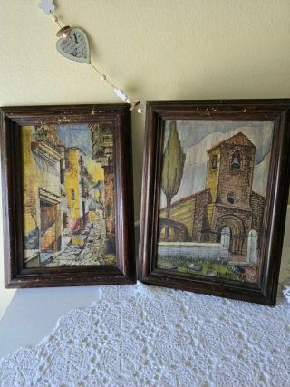 Dos retablos de iglesia antiguos