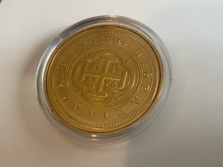 Moneda oro